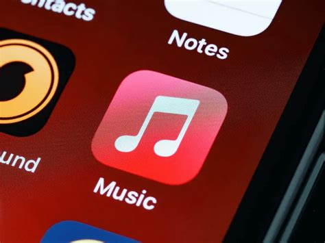 how much data does apple music use: Exploring the Intricacies of Streaming Music and Data Consumption